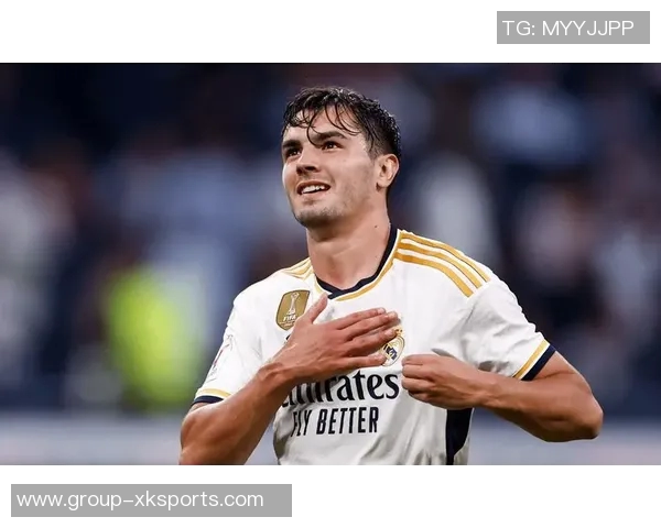 今日趣图：迪亚斯怀抱非洲杯冠军泪洒赛场重返皇马面临坐板凳困境