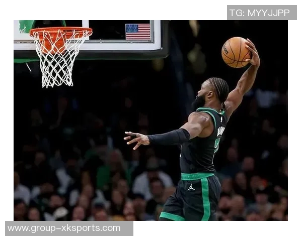 明日凯尔特人迎战雄鹿杰伦布朗伤愈复出助力球队争胜 明日凯尔特人迎战雄鹿杰伦布朗伤愈复出助力球队争胜