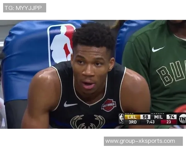 老詹火力全开砍下24分77送三罚六犯表现引热议