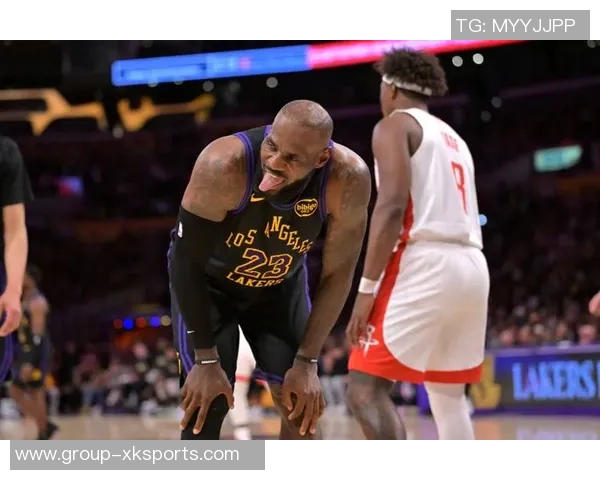 四年三冠成就辉煌A史密斯呼吁NBA球队考虑哈蒙执教机会